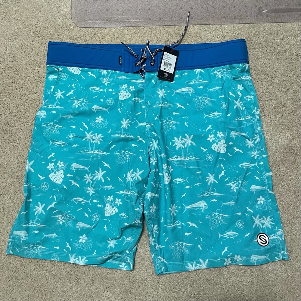 Scales gear men’s board shorts size 40
